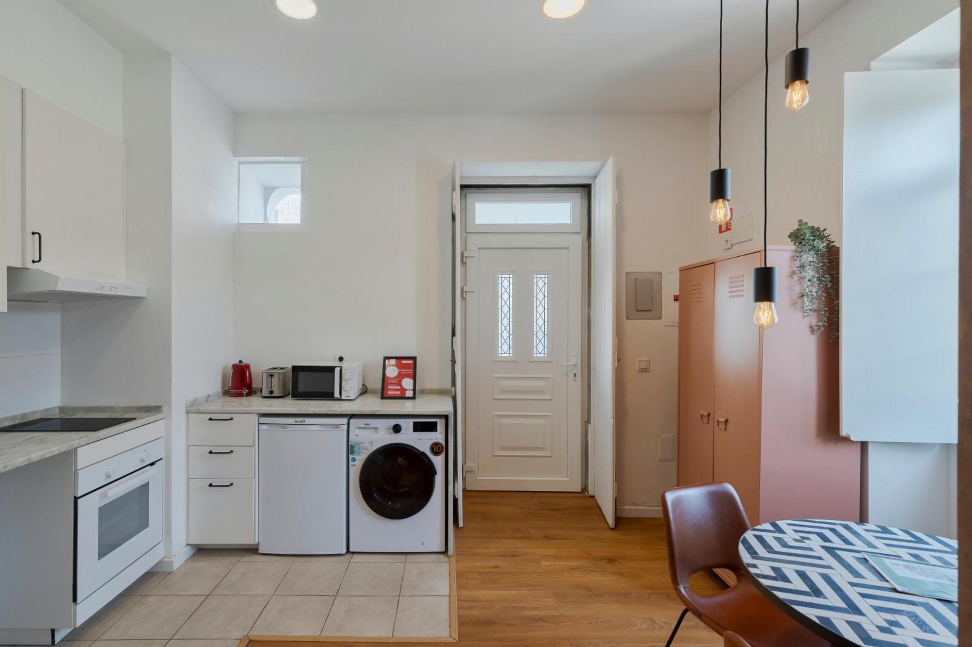 Seaside Apartment *